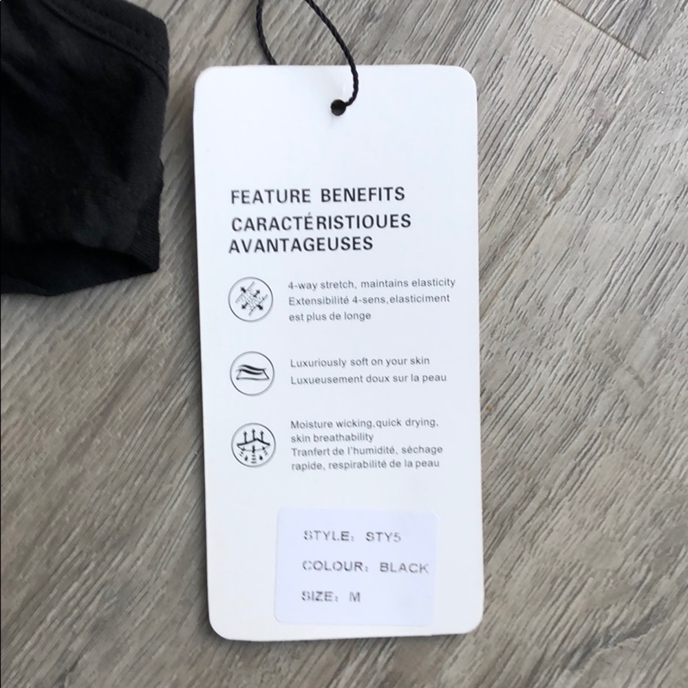 NWT black yoga shirt - Picture 4 of 5
